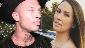 Hot Felon Jeremy Meeks Bristles Over Wife S Miscarriage