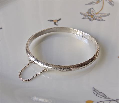 Vintage Sterling Silver Bangle Bracelet Hinged With Safety Chain Etsy