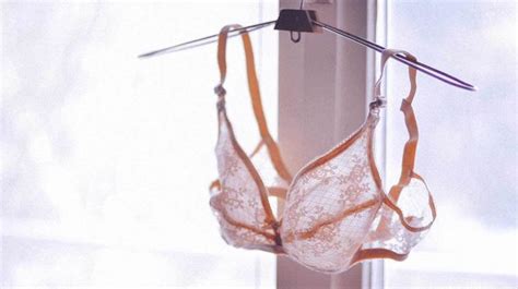 Youve Probably Been Wearing The Wrong Bra Size For Years Huffpost