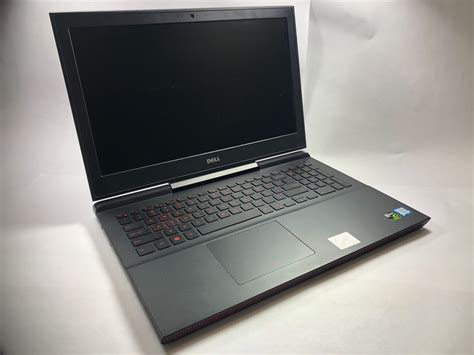 The plastics used held up well in our tests, but did show signs of flexing and creaking in spots. Dell Inspiron 15-7567 - iFixit