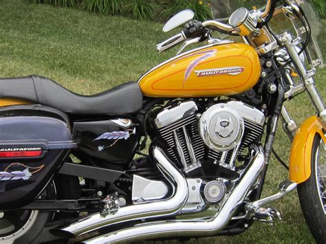 2008 Harley Davidson Xl1200c Sportster 1200 Custom Sunset Yellow