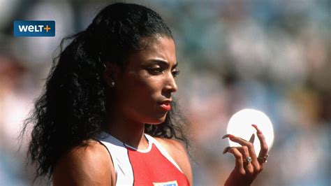She is the fastest woman of all time; Florence Griffith-Joyner: Die ungelösten Rätsel um den ...
