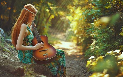 girls with guitar wallpaper