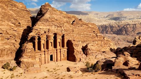 Petra National Geographic Ar