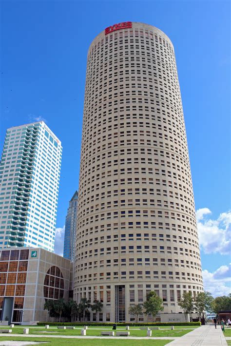 Rivergate Tower Tampa Downtown Tampa Skyscraper As Seen F Flickr