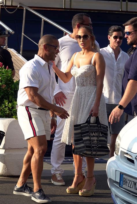 Jennifer Lopez And Alex Rodriguez On Their Luxury Yacht In Capri 0807