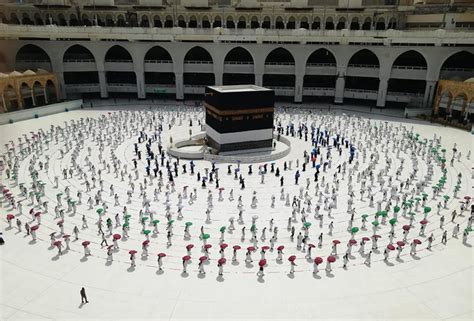 Pilgrims Perform Final Hajj Rituals As Muslims Worldwide Mark Eid Al