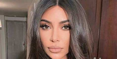 kim kardashian shows off unedited portion of her body fans thrilled