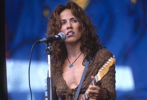 The Closest Sheryl Crow Came To A No 1 Hit Song Was 1994s All I Wanna Do But A Popular Randb