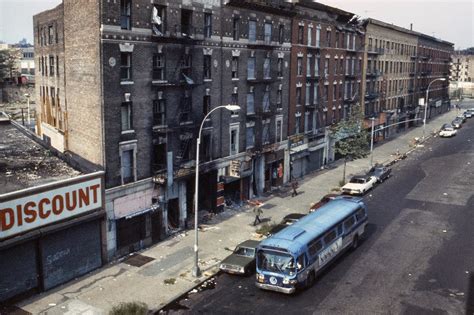 Momentos Del Pasado Fotografías Del Barrio De Harlem En Los Años 70