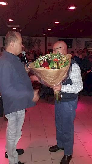 Radiomaker en voormalig presentator wim wouters is donderdag overleden. Wim Wouters 70 jaar lid gehuldigd tijdens ...
