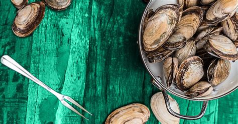 How To Clean Clams Instructions Video And Recipes