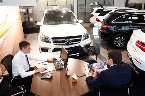 Dealership salespeople average about 10 car sales per month, and earn. How Much Does a Car Salesman Make? (Earnings and ...