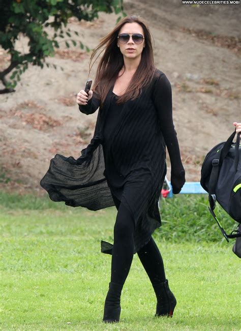 victoria beckham los angeles los angeles celebrity beautiful babe posing hot pregnant mom black