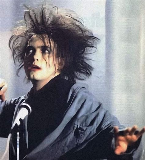 Pin By John Bell On The Cure Robert Smith The Cure Robert Smith The