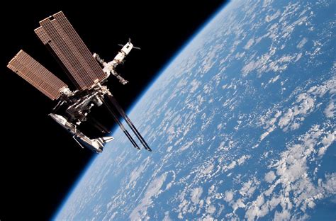 International Space Stations Cooling System Fails But The Crew Is