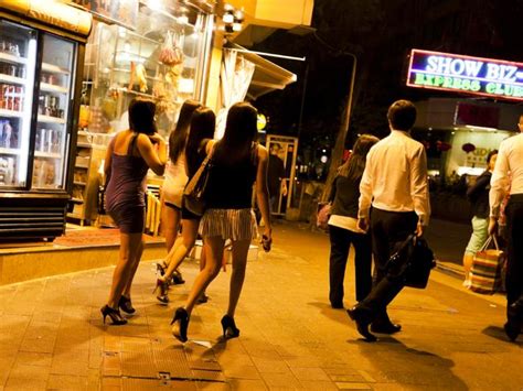 China’s Sexual Revolution Porn Prostitution And Swingers’ Parties No Longer Face Death Penalty