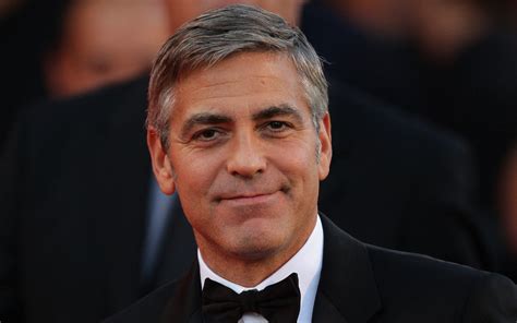 Джордж Клуни отблагодарил своих друзей, подарив каждому по миллиону | Журнал Esquire.ru