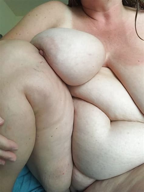 42g Breasty Bbw Wife Show Her Thick Body And Pussy 24