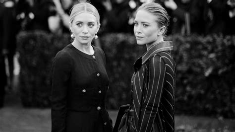 5 Things You Didn T Know About Mary Kate And Ashley Olsen Grazia