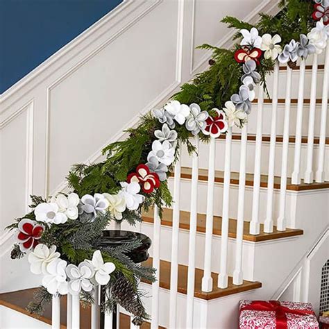 40 Fascinating Christmas Decorating Ideas For Small Spaces