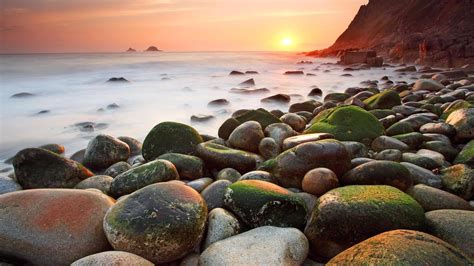 Beach Stones Wallpapers Images