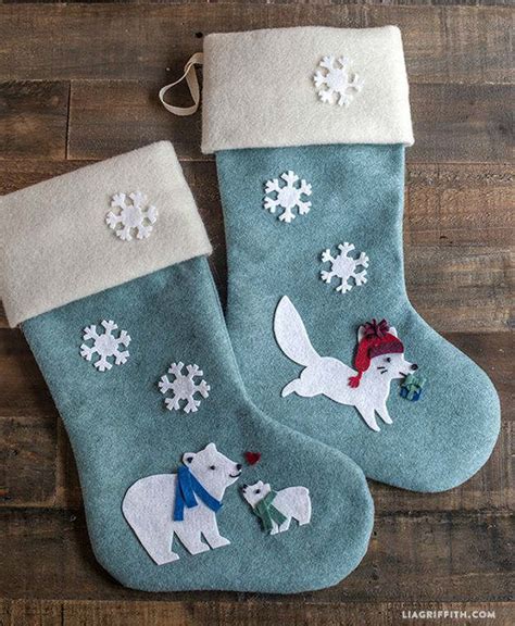 There are traditional stockings, boho stockings, sparkly stockings — you name it, you can probably find it at a holiday store. Christmas Stocking Project Ideas DIY Projects Craft Ideas ...
