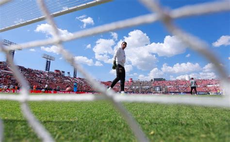 Ahora, equipos como américa, chivas, cruz azul, pumas, tigres o rayados buscarán emular lo hecho por la fiera y sumar un nuevo título de liga mx a su palmarés. Liga MX: dónde y a qué hora ver los partidos de hoy 18 de ...