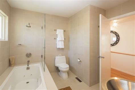 Hire Bathroom Renovation Contractors To Enhance Your Property Value
