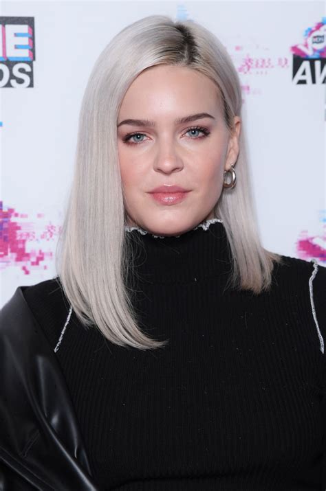 Anne Marie At Vo5 Nme Awards 2018 In London 02142018 Hawtcelebs