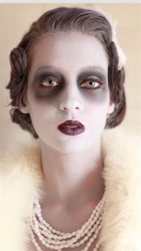 Ghost Makeup Creepy Halloween Costumes Halloween Makeup Looks Cool
