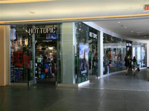 Hot Topic Discover Los Angeles