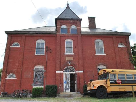 Dent Schoolhouse Makes Buzzfeed Terrifying Haunted Houses List