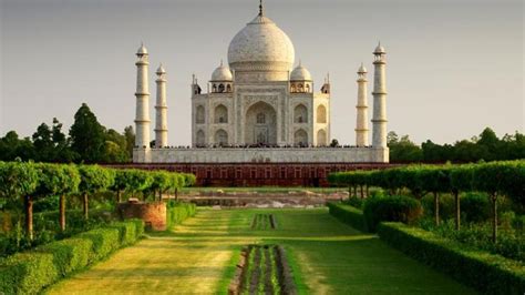 A Journey To The Jewel Of India The Taj Mahal Culture Travel Blog