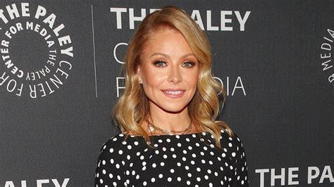 Kelly Ripa Shares Throwback Pic Of Her Mom After Tearfully Admitting