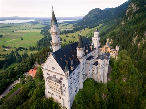 32 Photos That Will Make You Want To Visit Neuschwanstein Castle In