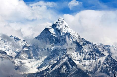 Mount Everest Base Camp Is Getting Free Wi Fi Condé Nast Traveler