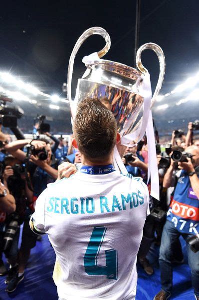 Sergio Ramos Photostream Sergio Ramos Futebol Real Madrid Fotos De