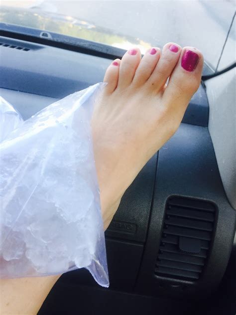 Brandi Hitts Feet