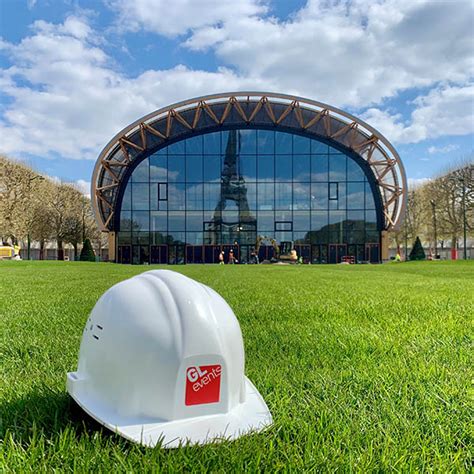 We also host events organized by others. GRAND PALAIS EPHEMERE| GL events