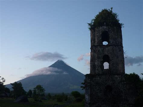 Mayon Volcano By Aurelien0o0 On Deviantart