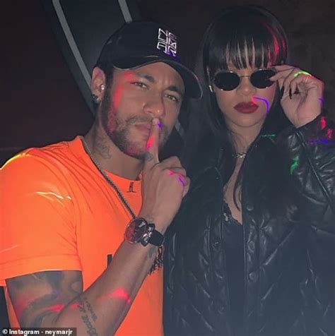 Neymar Poses With Powerful Woman Rihanna As Psg Star Skips Star