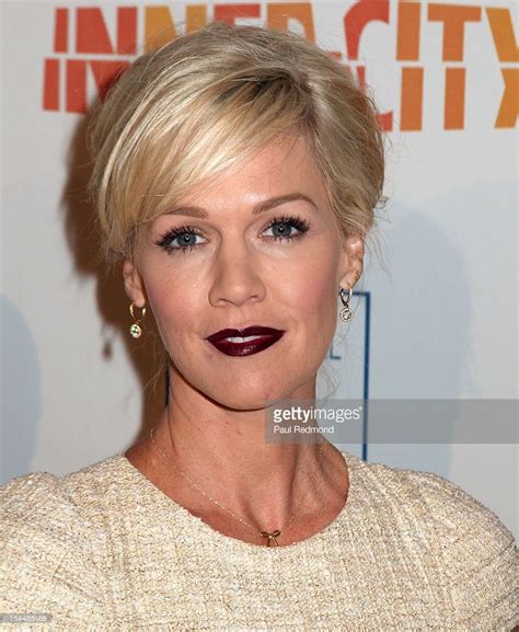 Actress Jennie Garth Arrives At Innercity Arts Gala At The Beverly