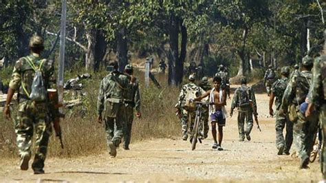 chhattisgarh naxals open fire at security forces in bastar