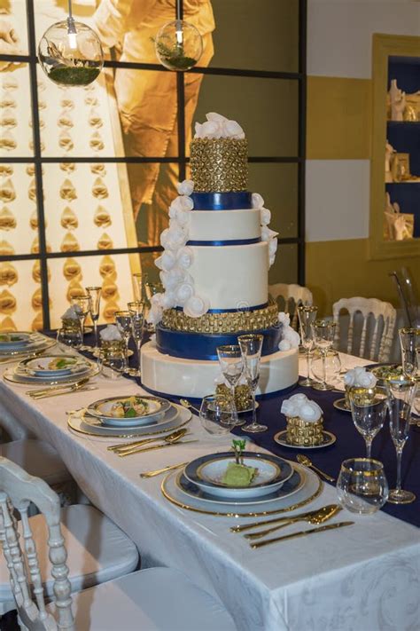 Gala Banquet Luxedecoratie Voor Lijst Met Weelderig Belangrijkst