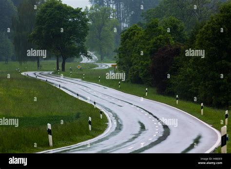 Road Central Reservation Germany Hi Res Stock Photography And Images