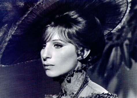 Barbra Streisand En Hello Dolly 1969 Barbara Streisand Divas
