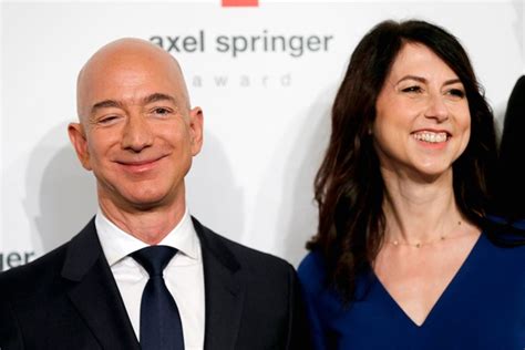 Jeff Bezos Ex Wife Mackenzie Scott Donates This Huge Amount To Charity
