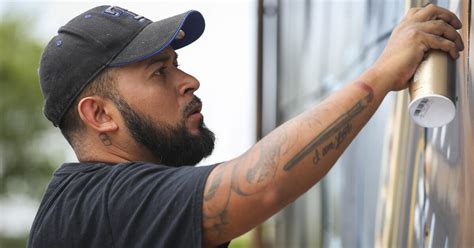 Arlingtons Rougned Odor Punch Mural Created A Brawl Over City