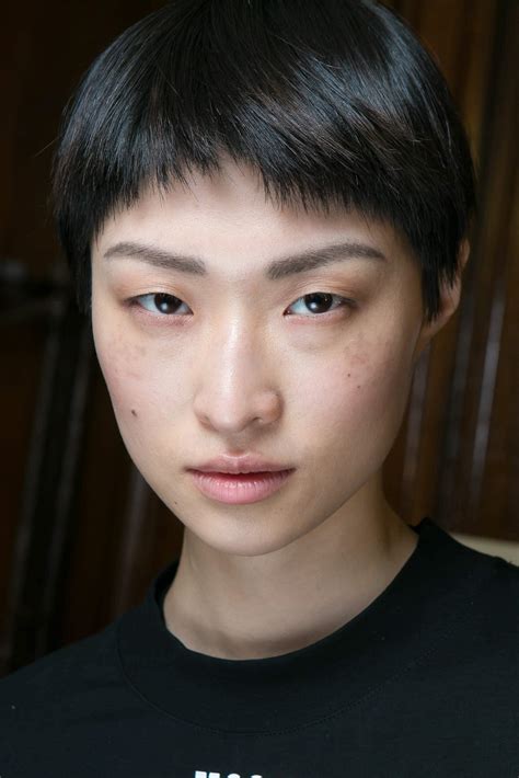 Funky top asian haircuts like this one can be perfect for you if you are a bit boyish. Short Asian Hairstyles: 16 Looks to Swoon Over and Wear Now
